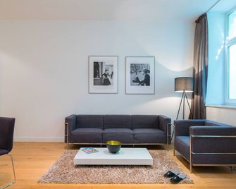 Vienna Residence Frankfurt, Schweizer Platz #6069 - Frankfurt am Main - Living room