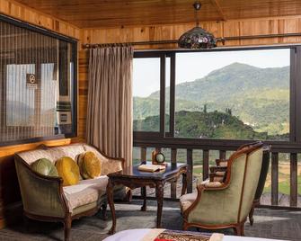 Ta Phin Cottage - Lao Cai - Living room