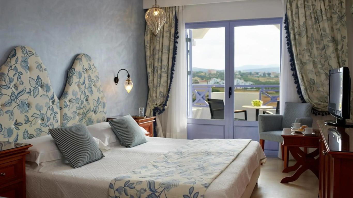 سيريتا بيتش - شامل جميع الخدمات