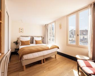 Hôtel de la Gaité - Paris - Bedroom