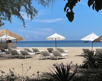 Seri Resort Gili Meno - Adults Only - Pemenang - Strand