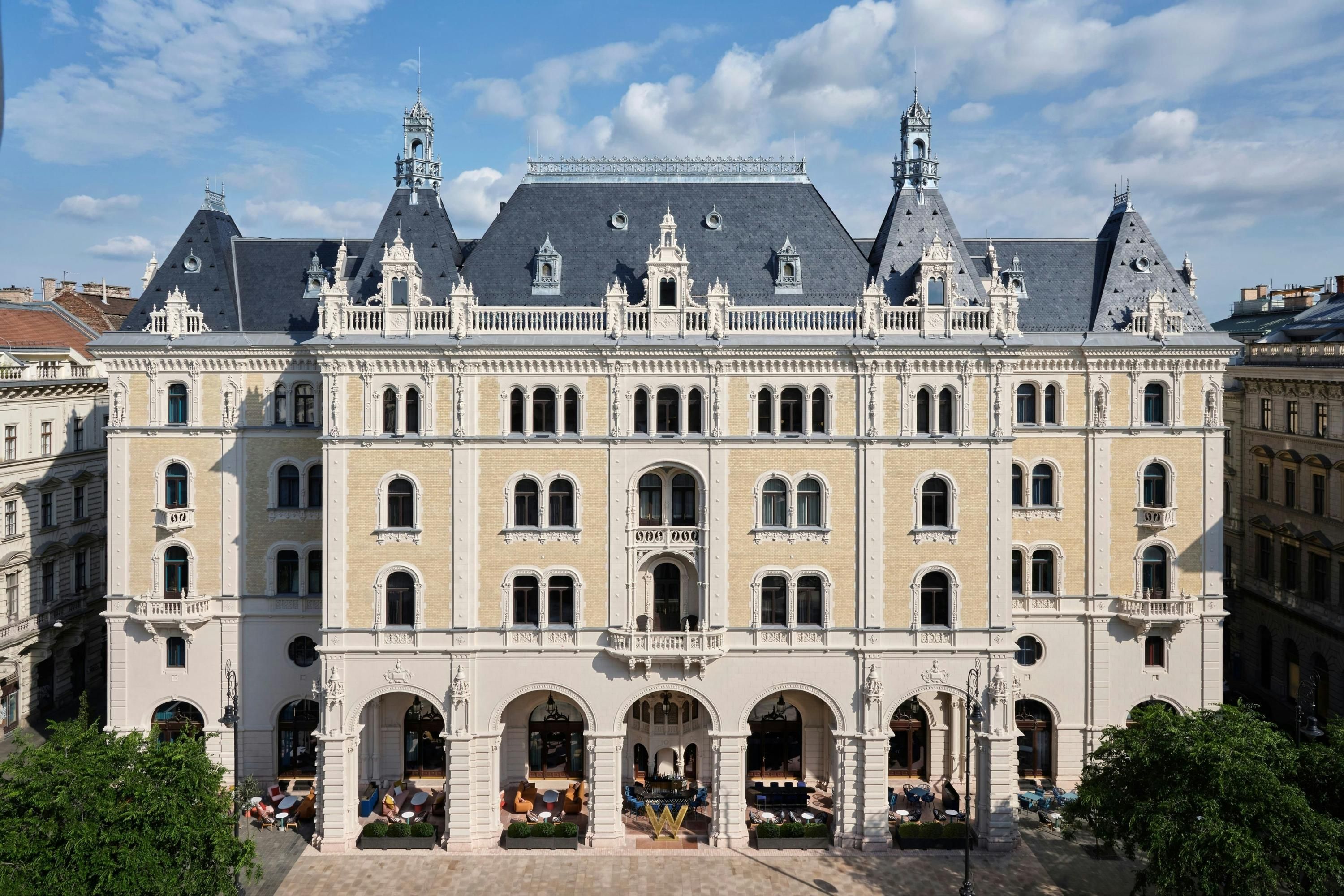 W Budapest - Budapest - Building