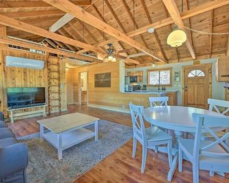Deck and Mogollon Rim Views Secluded Payson Cabin - Payson