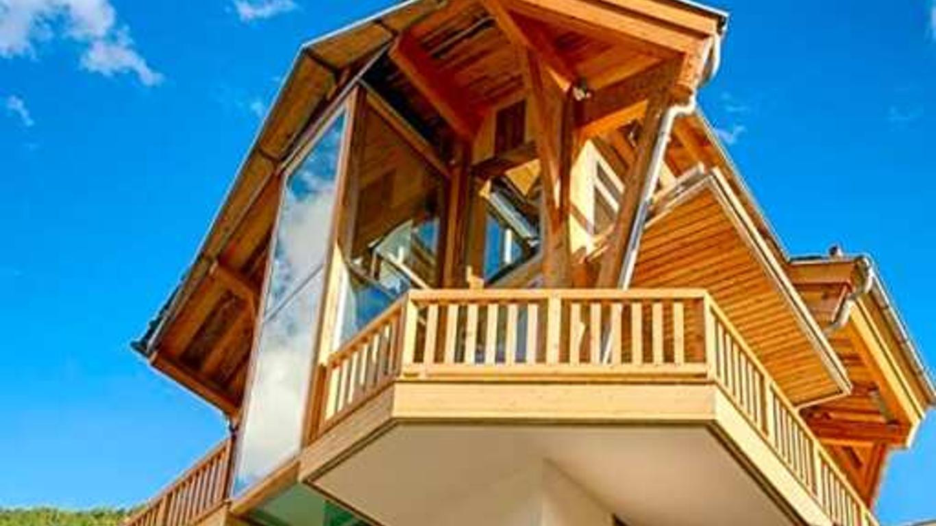 Backstage Hotel Chalet Rooms