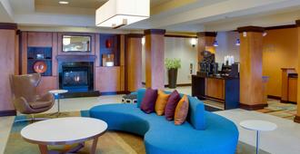 Fairfield by Marriott Inn & Suites Melbourne West/Palm Bay - Melbourne - Living room