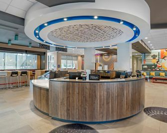 Tru by Hilton Gastonia - Gastonia - Front desk