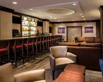 DoubleTree by Hilton Jacksonville Riverfront - Jacksonville - Lounge