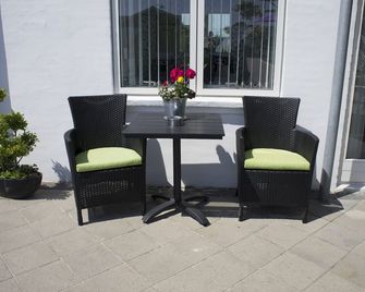 Hotel Coco Aps - Есб'єрг - Патіо