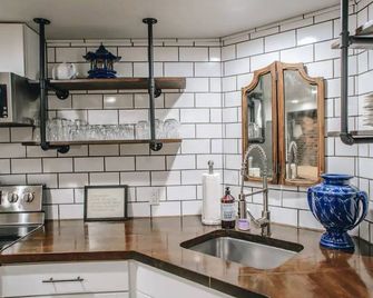 Stunning Ground Floor Apartment in Green Ridge. - Scranton - Kitchen