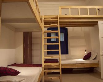 Roambay - Mysore - Bedroom