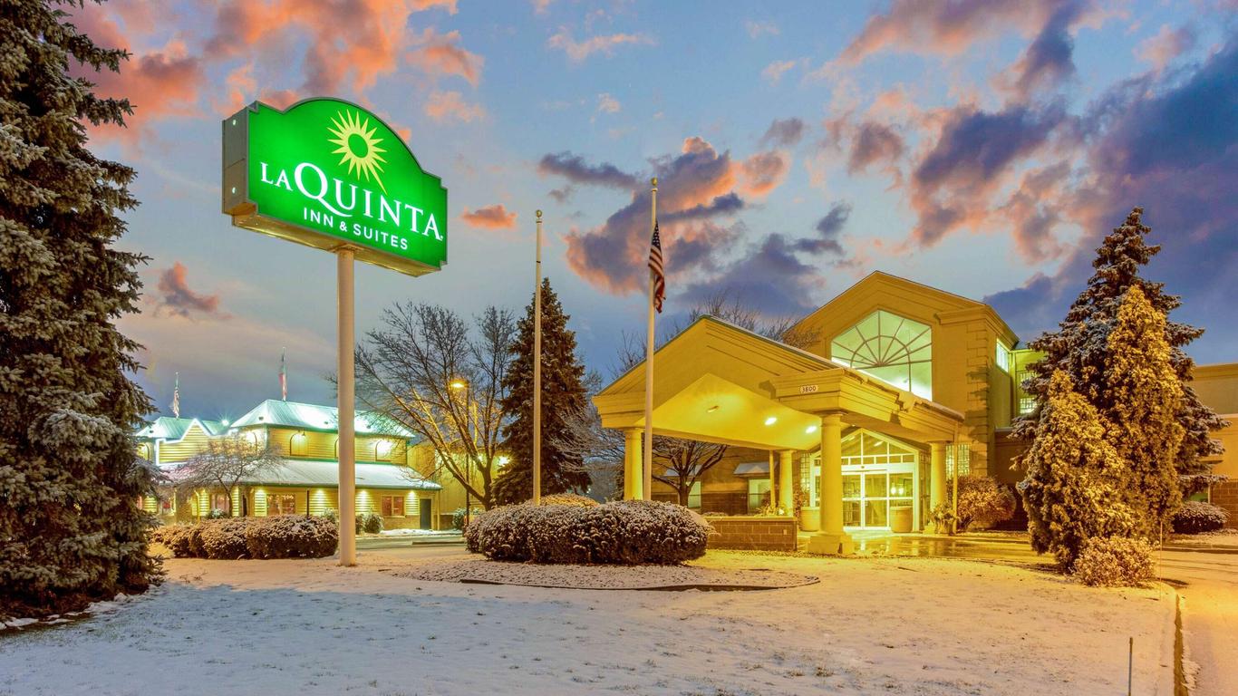 لا كينتا إن آند سويتس باي ويندام أبليتون كوليدج أفينيو