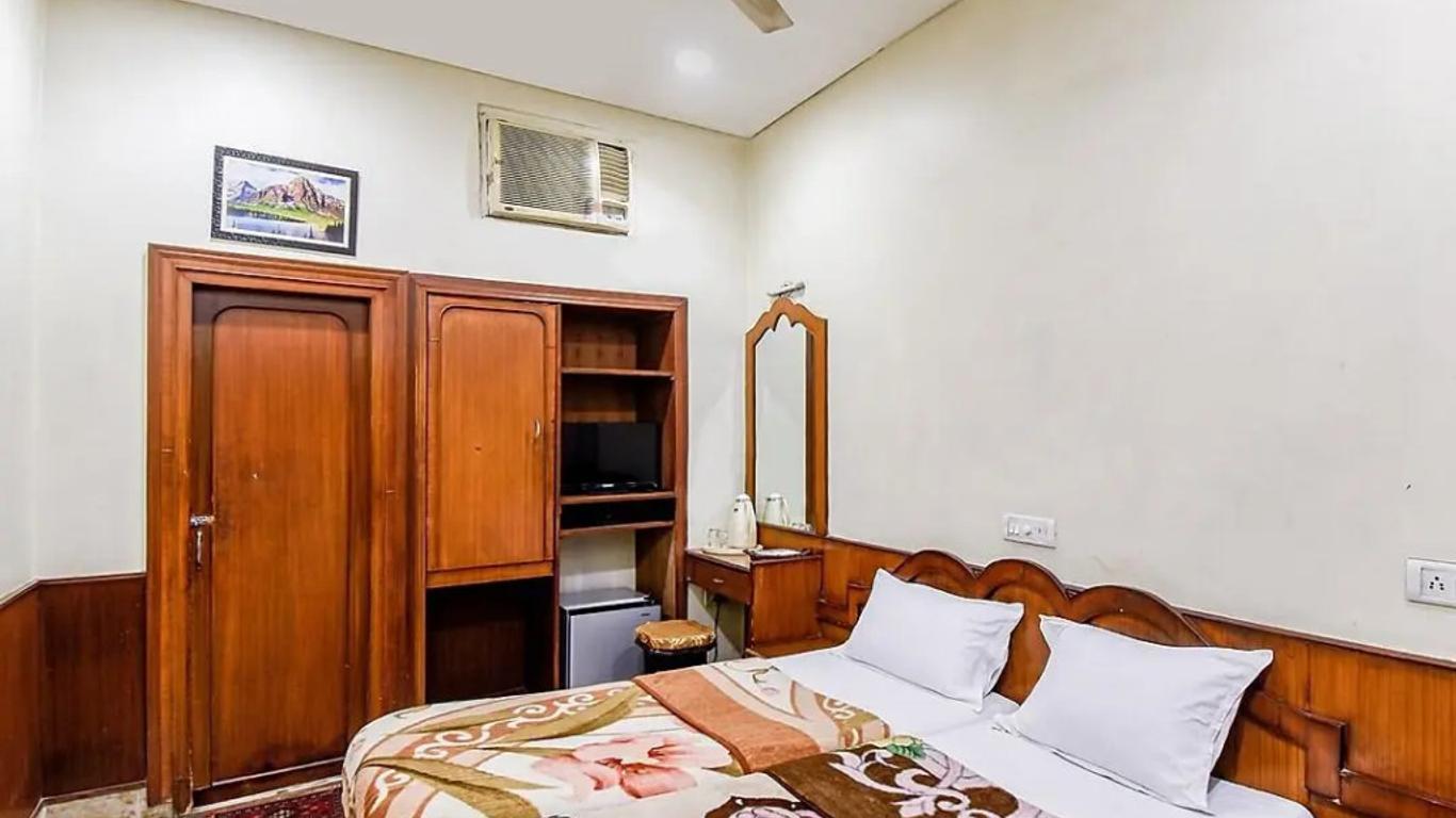 Hotel Heera