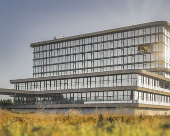 Van der Valk Hotel Woerden - Woerden - Building