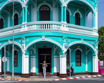 ذا تينت آت بوكيت تاون - بوكيت تاون - مبنى