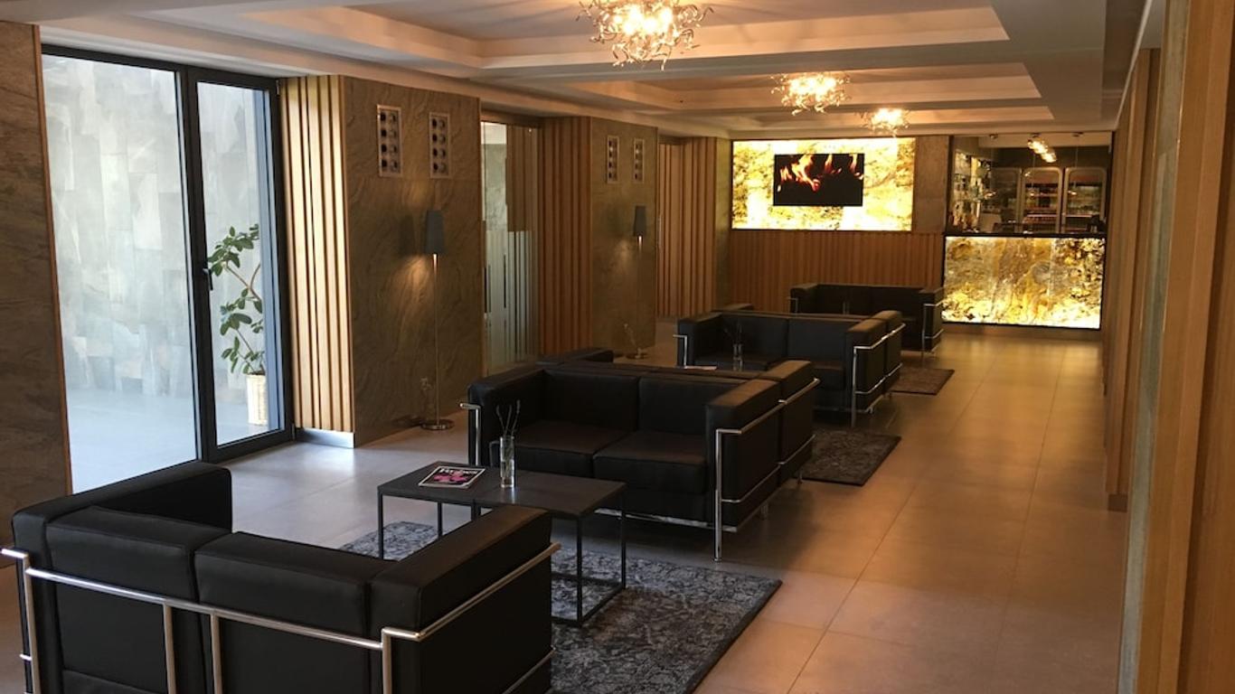 هوتل بارتوش