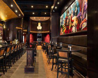 St. Regis Hotel - Vancouver - Bar