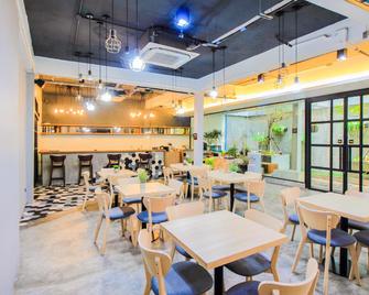 All Day Hostel - Bangkok - Lobby