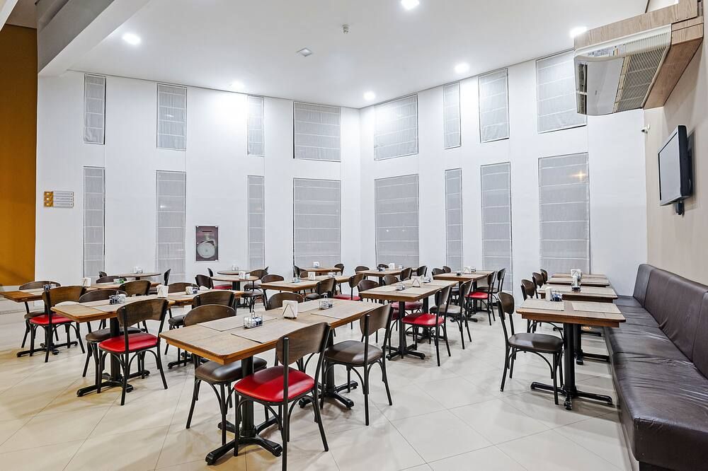 كامبوريو إكسبرس - بالنياريو كامبوريو - مطعم