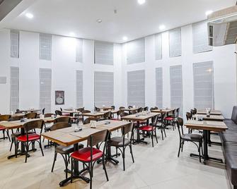 كامبوريو إكسبرس - بالنياريو كامبوريو - مطعم