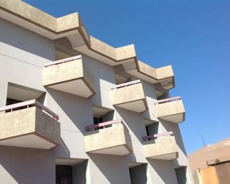 Amaru Hotel - Arica - Gebäude