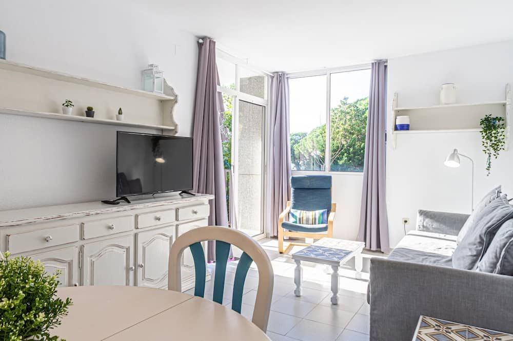 Apartment In Front Of The Beach 40min Bcn By Train - Sant Pol de Mar - Sala de jantar