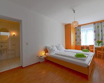 sWirtshaus M&N - Zeltweg