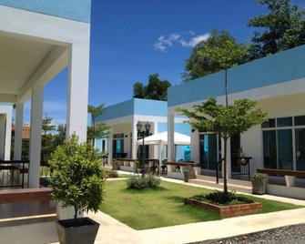 The Cube Resort - Chanthaburi