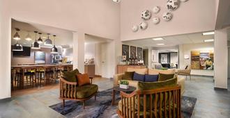 Fairfield Inn & Suites by Marriott Napa American Canyon - American Canyon - Ingresso