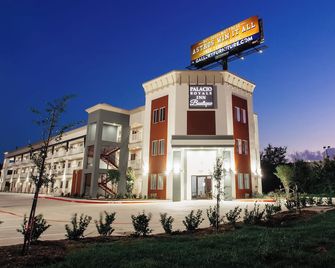 Palacio Royale Inn Boutique Katy - Katy - Budova