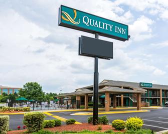 Quality Inn Manassas - Manassas - Rakennus
