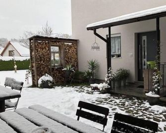 Ferienwohnung 'sodenberg' in der 1. Etage - Hammelburg - Patio