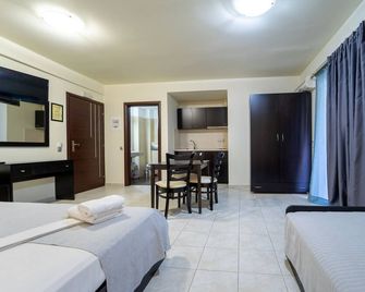 Golden Rose Suites - Chania - Schlafzimmer