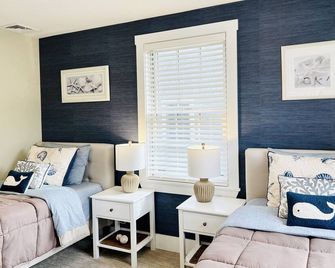 Whaler's Inn - Nantucket - Bedroom