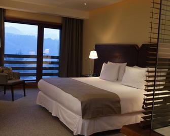 Hotel Dreams De La Patagonia - Coyhaique - Bedroom