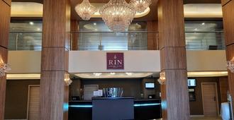 Rin Airport - Otopeni - Front desk