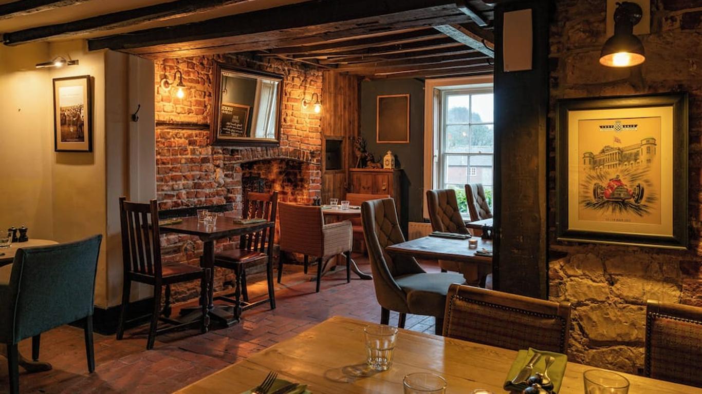 The Royal Oak Inn