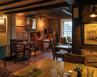 ذا رويال أوك - تشيتشستر - مطعم