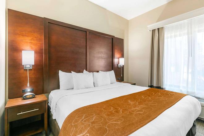 Comfort Suites 83 1 3 1 Hopkinsville Hotel Deals Reviews