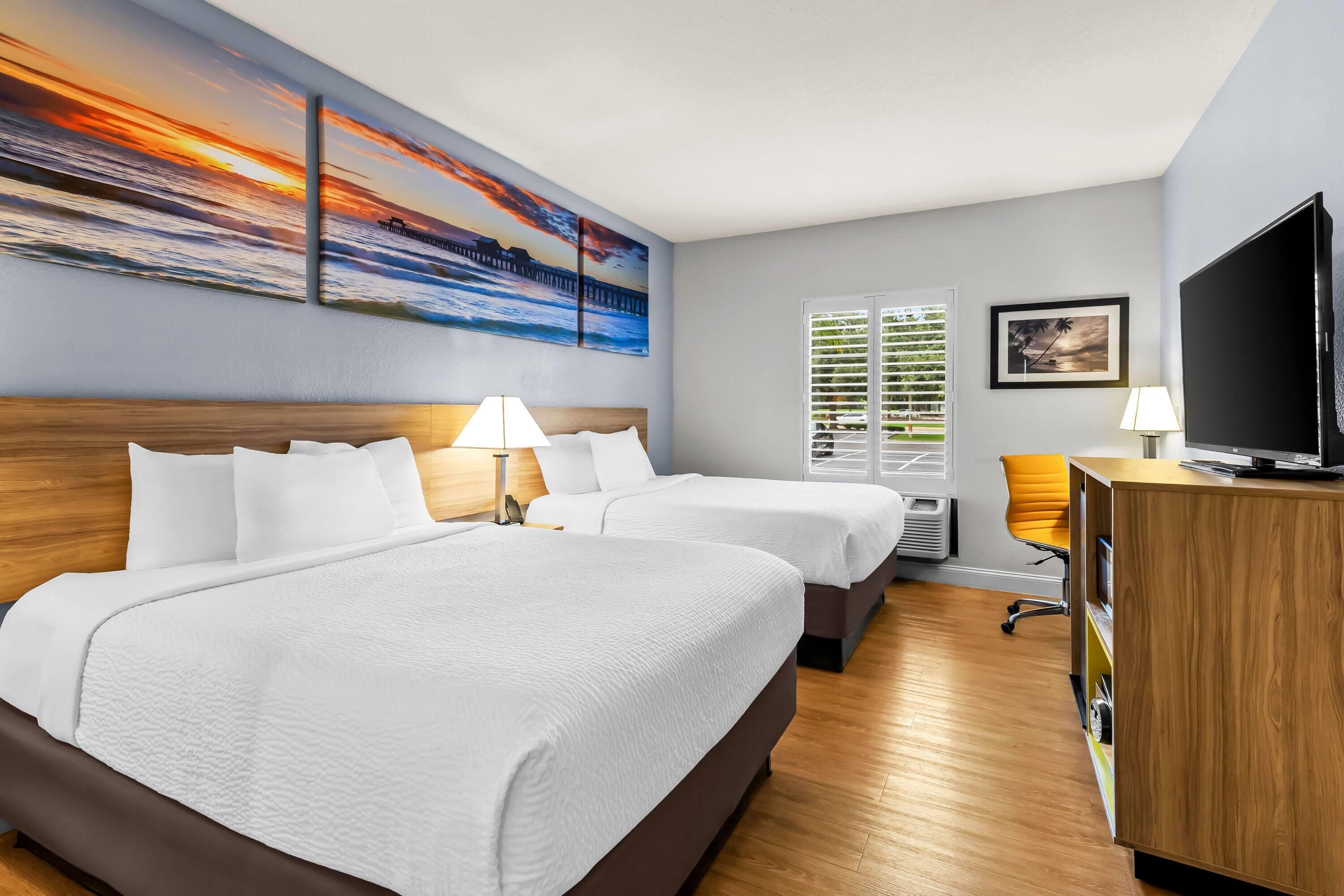 Days Inn & Suites by Wyndham Lakeland - Lakeland - Habitación