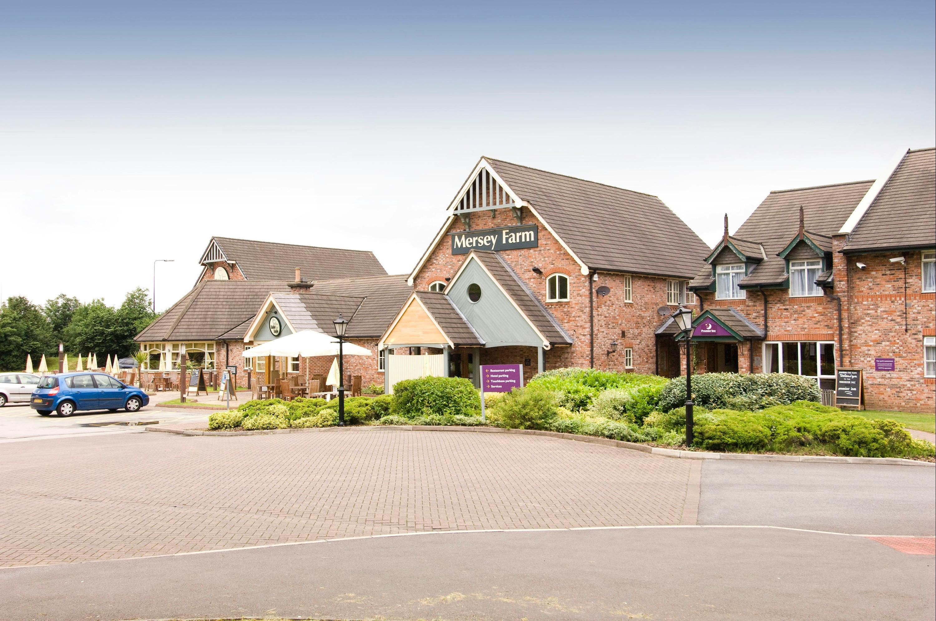 Premier Inn Manchester - Sale