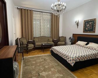 Tranquil 2-bedroom apartment with AC in vibrant Cairo - Madinat Coraya