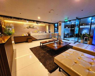 Jaelle Residences Hotel - Downtown - Lucena - Lobby