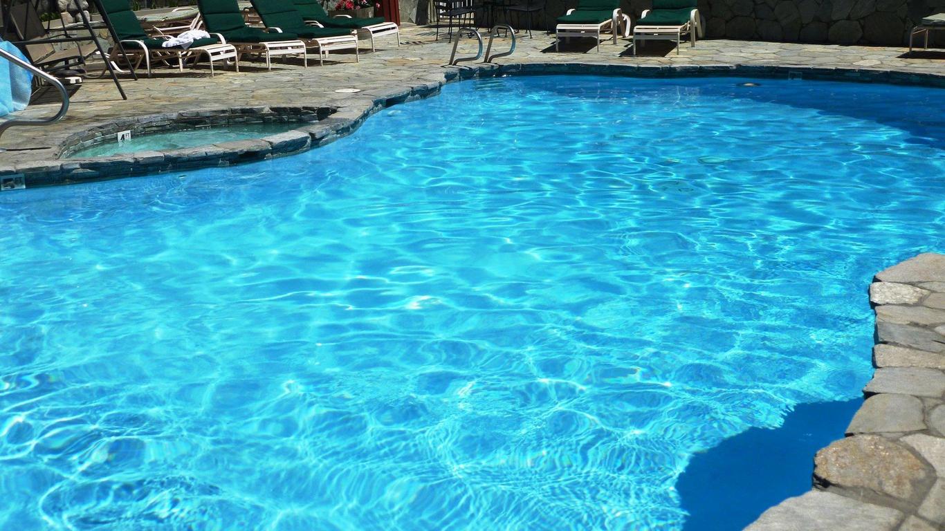 Americana Village Suites