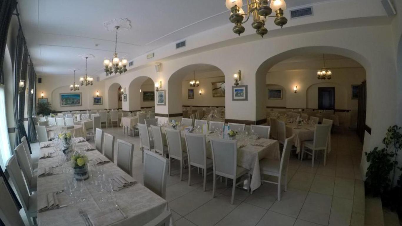Hotel Ristorante Combolo