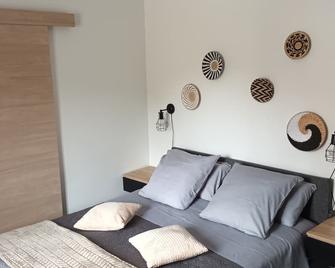 Le Beneze Entre Beauce Et Perche - Cloyes-les-Trois-Rivières - Sypialnia