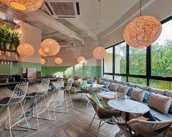 Swiss-Garden Beach Resort, Kuantan - קואנטאן - מסעדה