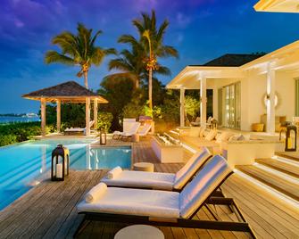 Grace Bay Club - פרובידנסיאלס - בריכה