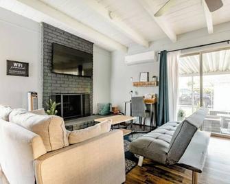 North End Oasis - Long Beach