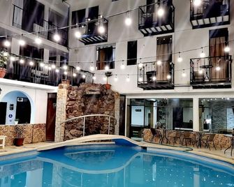 Hotel San Isidro - Pisco - Pool