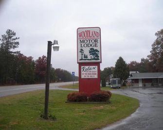 Woodland Motor Lodge - Grayling